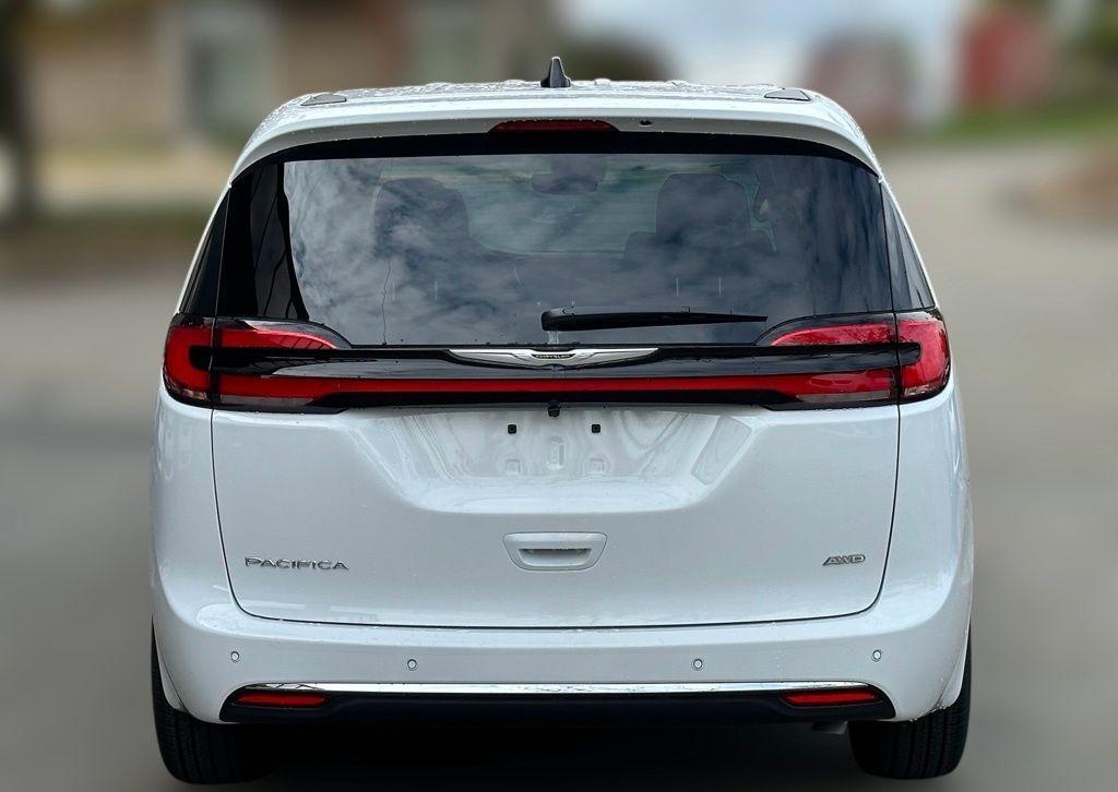 new 2026 Chrysler Pacifica car, priced at $43,751