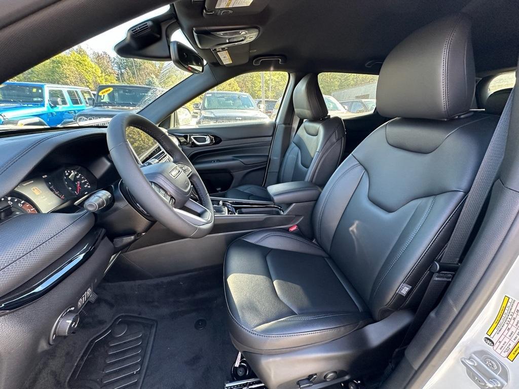 new 2026 Jeep Compass car, priced at $30,836