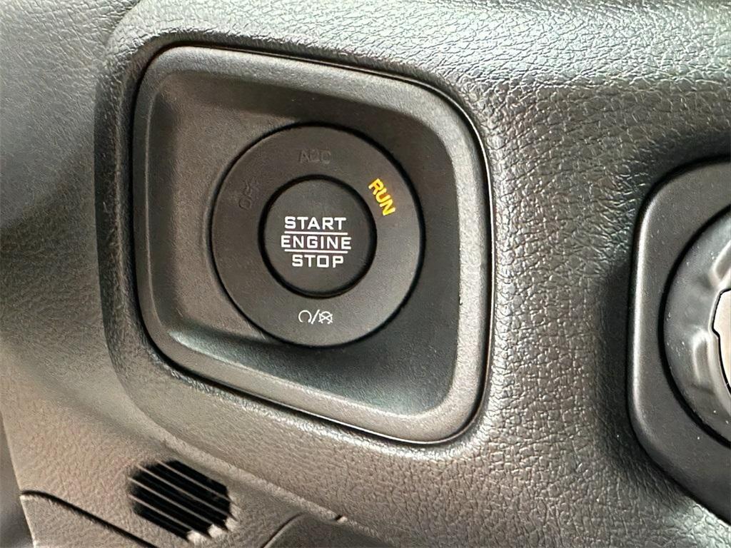 new 2025 Jeep Wrangler car, priced at $40,997