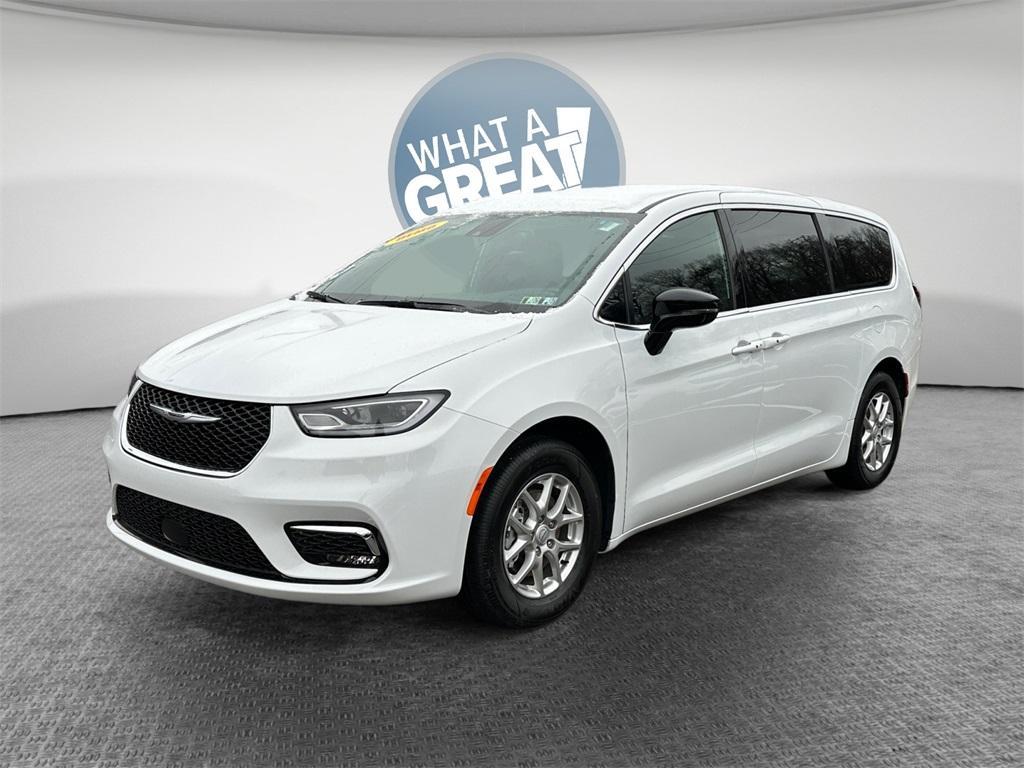 new 2026 Chrysler Pacifica car, priced at $36,969