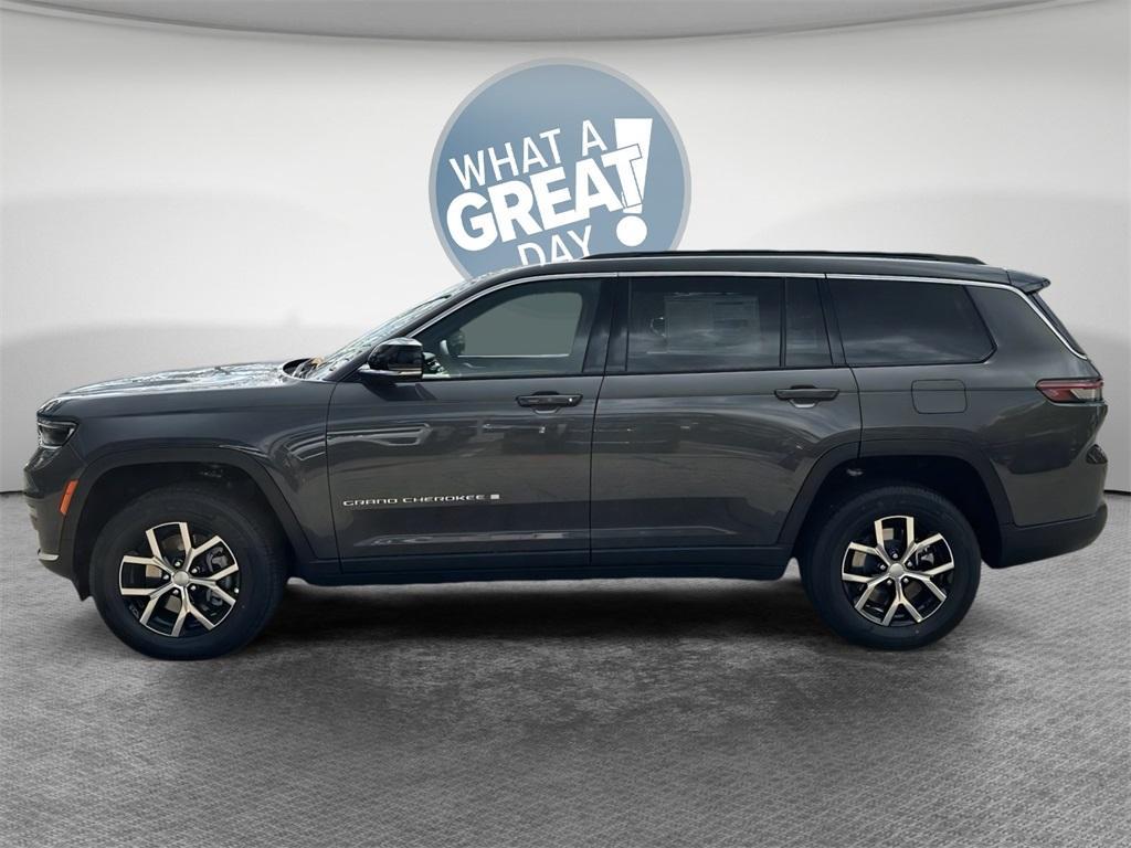 new 2025 Jeep Grand Cherokee L car, priced at $42,476