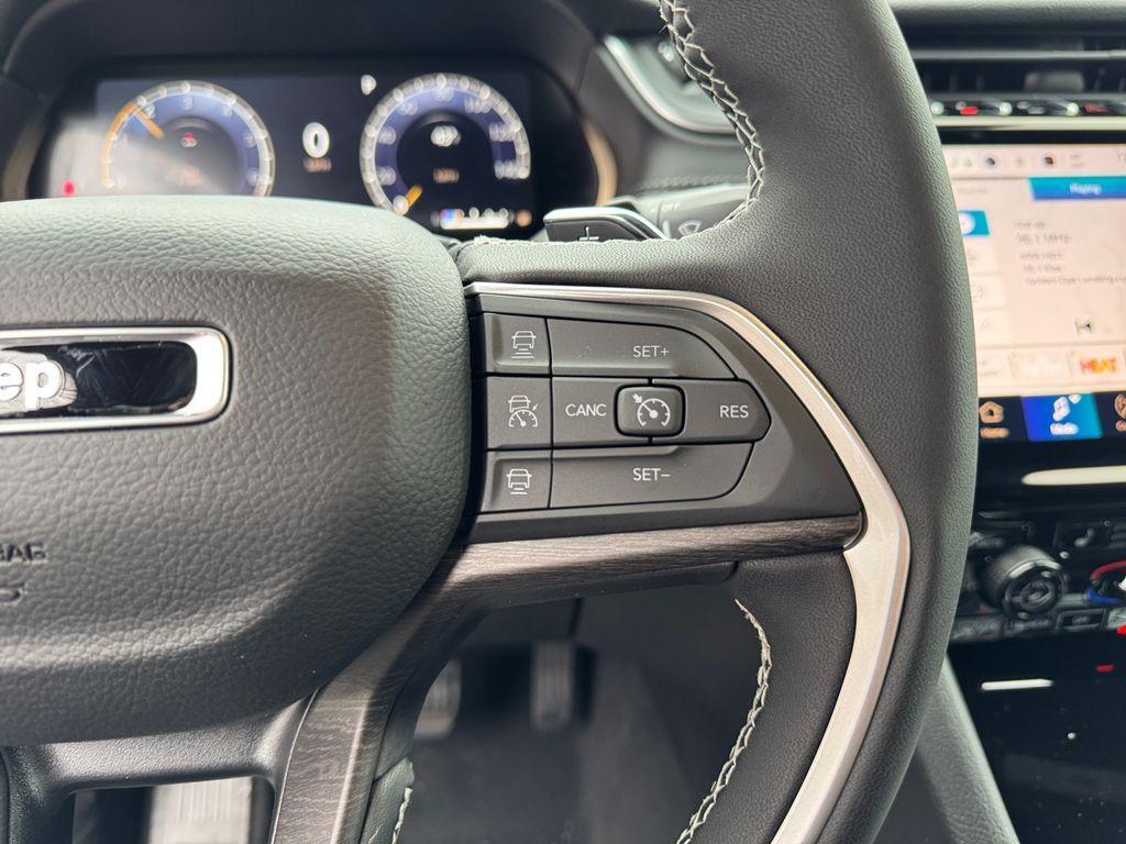 new 2025 Jeep Grand Cherokee L car, priced at $43,949