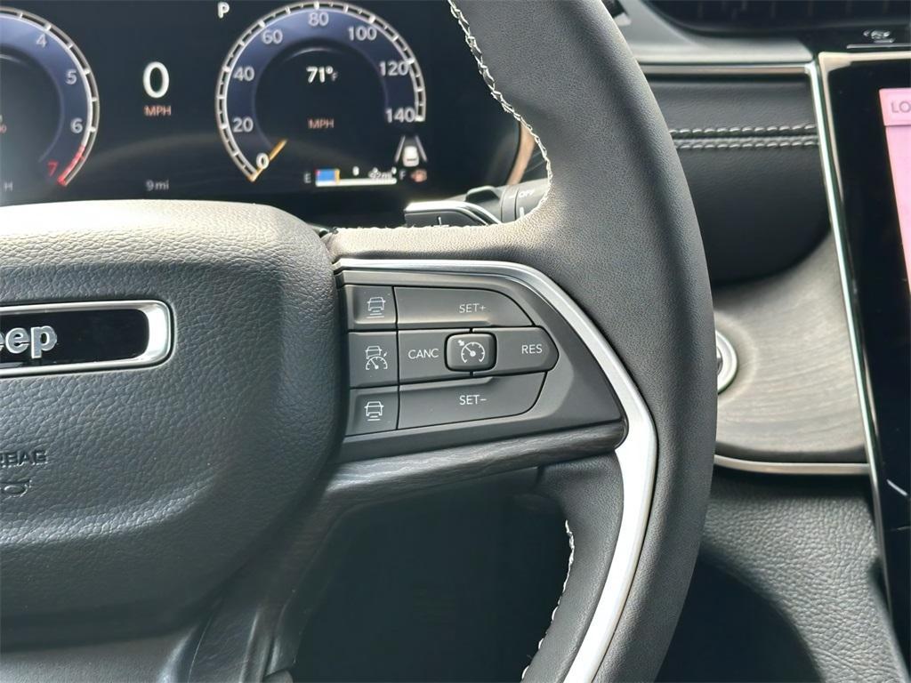 new 2025 Jeep Grand Cherokee L car, priced at $43,720