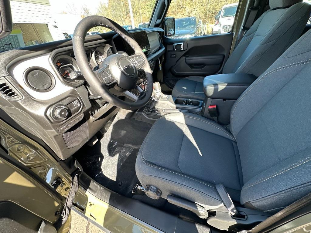 new 2026 Jeep Wrangler car, priced at $52,617