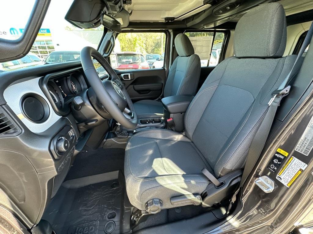 new 2026 Jeep Wrangler car, priced at $43,499