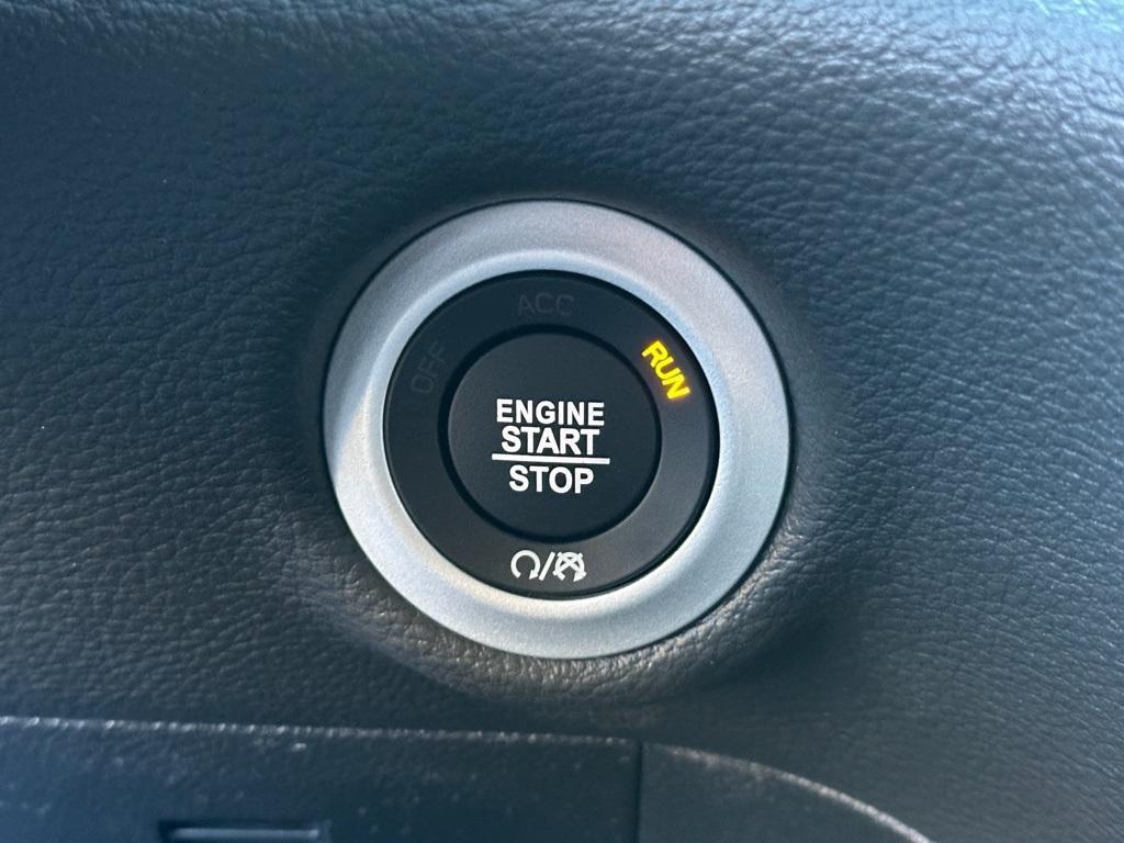 new 2026 Chrysler Pacifica car, priced at $53,676