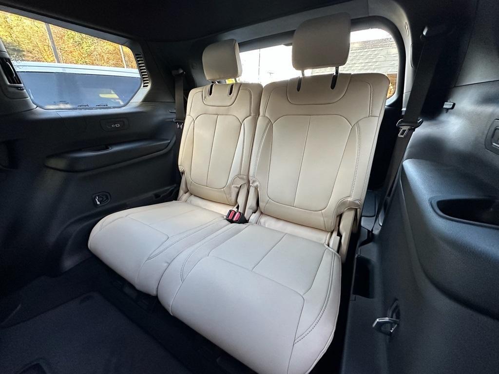 new 2025 Jeep Grand Cherokee L car, priced at $43,720