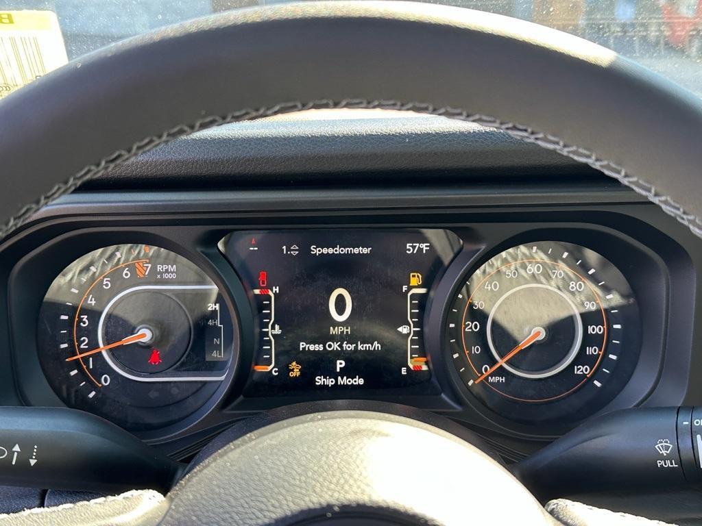 new 2026 Jeep Gladiator car, priced at $51,885