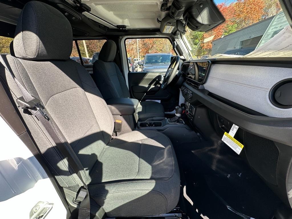 new 2026 Jeep Gladiator car, priced at $51,885