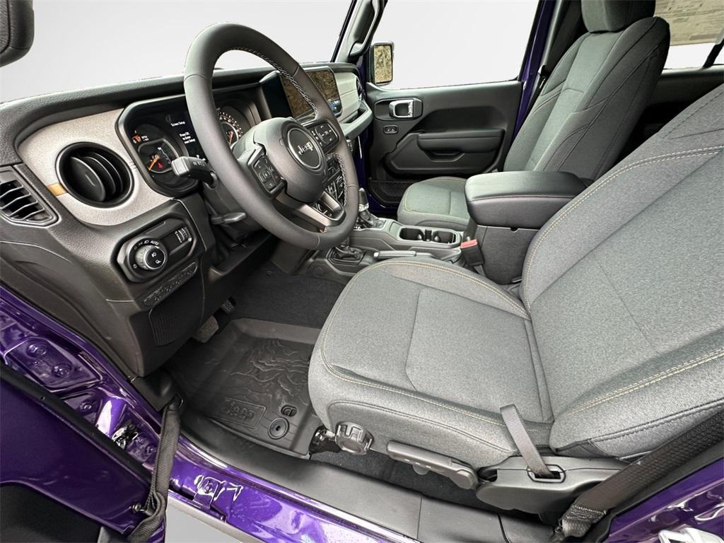 new 2026 Jeep Gladiator car, priced at $53,385