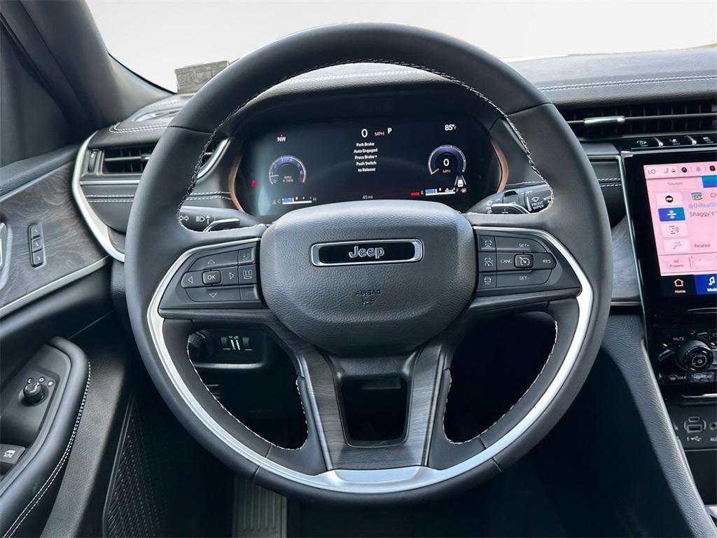 new 2025 Jeep Grand Cherokee L car, priced at $43,755