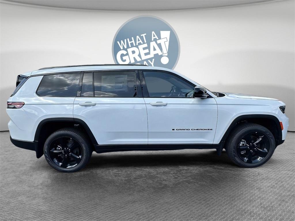 new 2025 Jeep Grand Cherokee L car, priced at $43,755