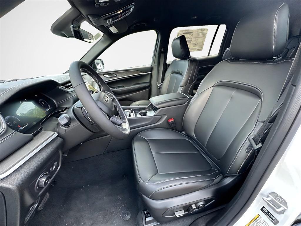 new 2025 Jeep Grand Cherokee L car, priced at $43,755