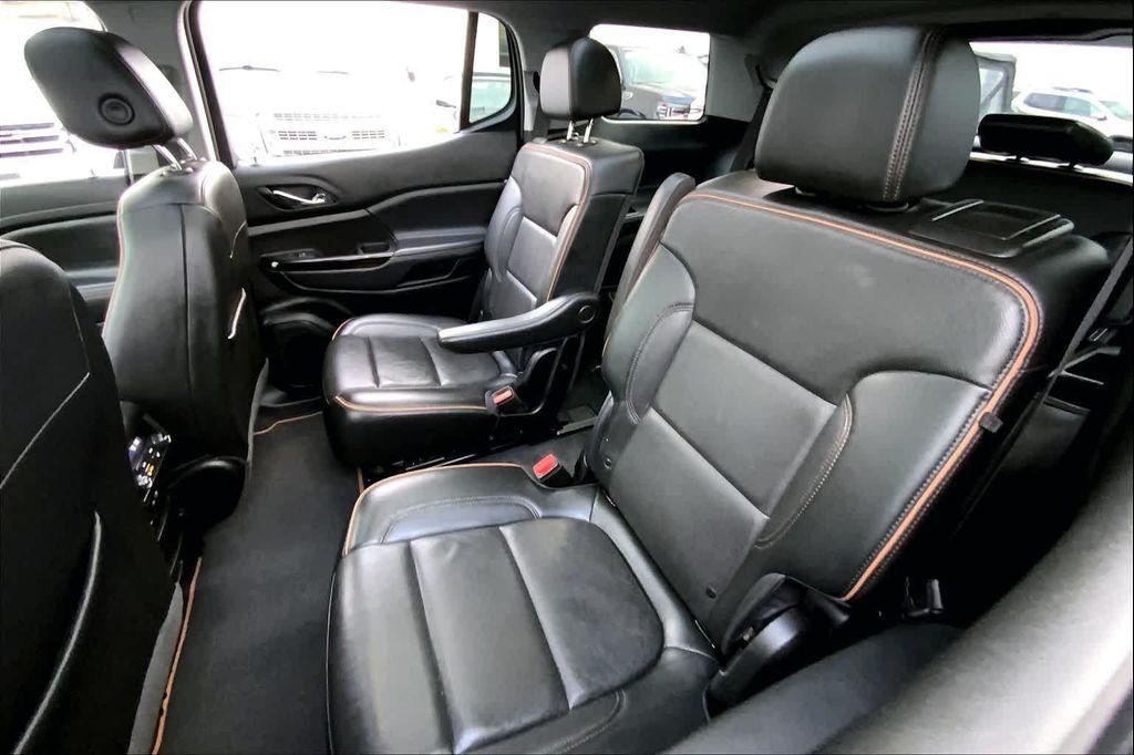 used 2023 GMC Acadia car, priced at $33,884