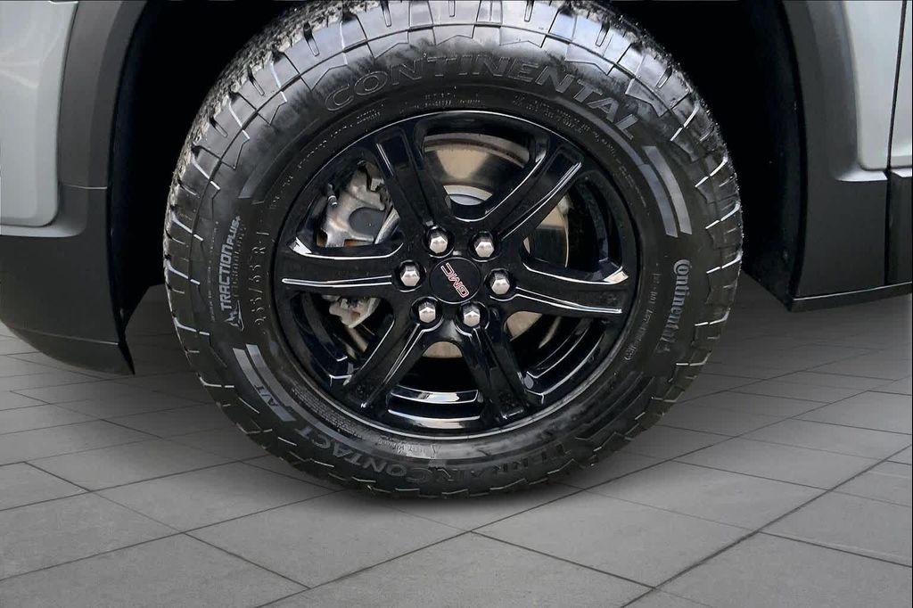 used 2023 GMC Acadia car, priced at $33,884