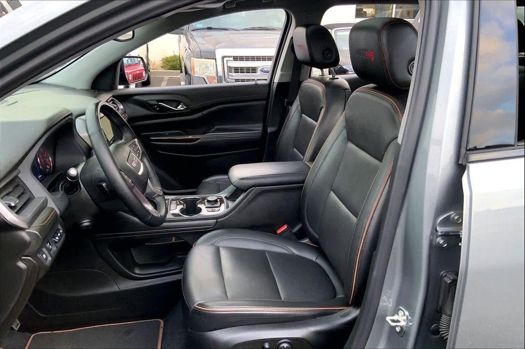 used 2023 GMC Acadia car, priced at $33,884