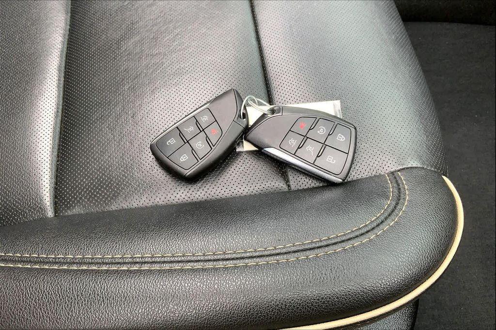 used 2023 GMC Yukon car, priced at $52,577