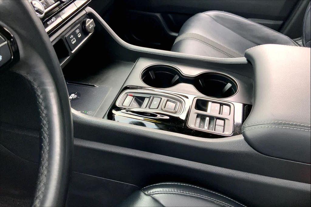 used 2023 Honda Pilot car, priced at $34,232