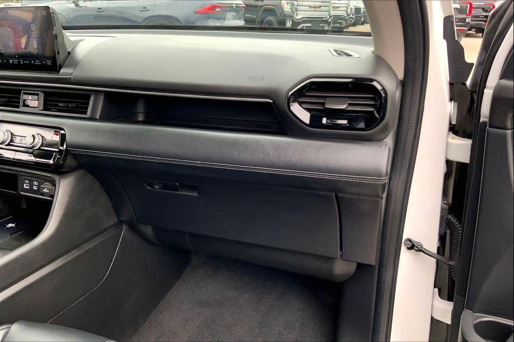 used 2023 Honda Pilot car, priced at $34,232