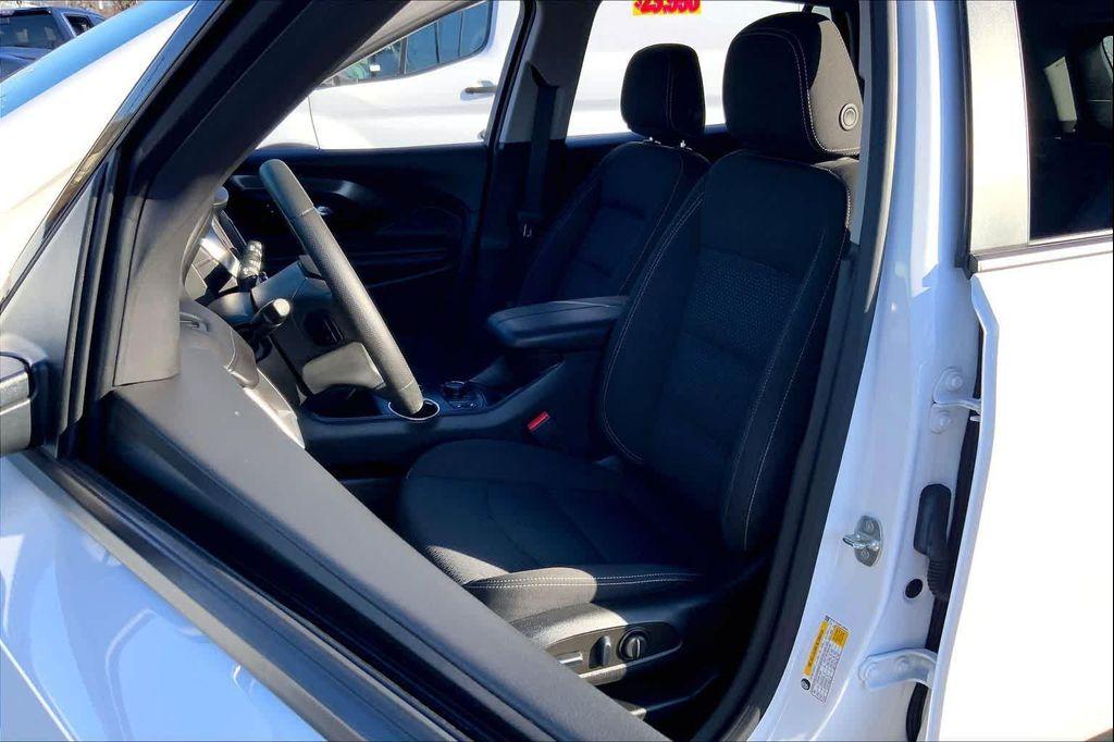 used 2023 GMC Terrain car, priced at $22,258