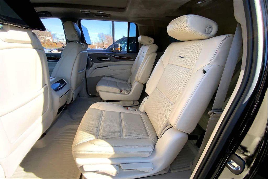 used 2023 Cadillac Escalade ESV car, priced at $68,577