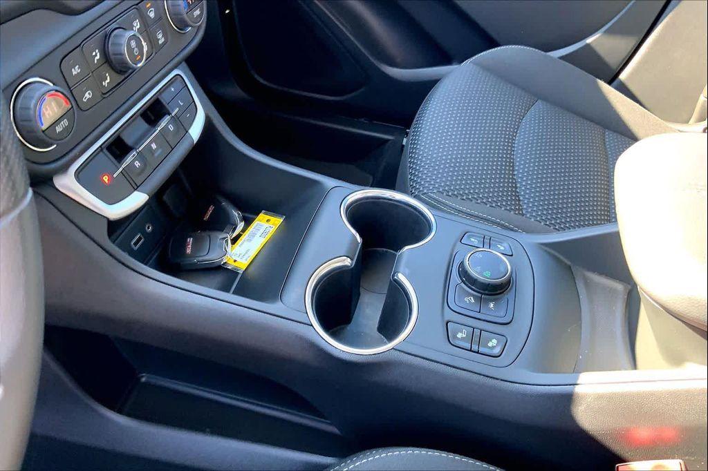 used 2023 GMC Terrain car, priced at $24,988