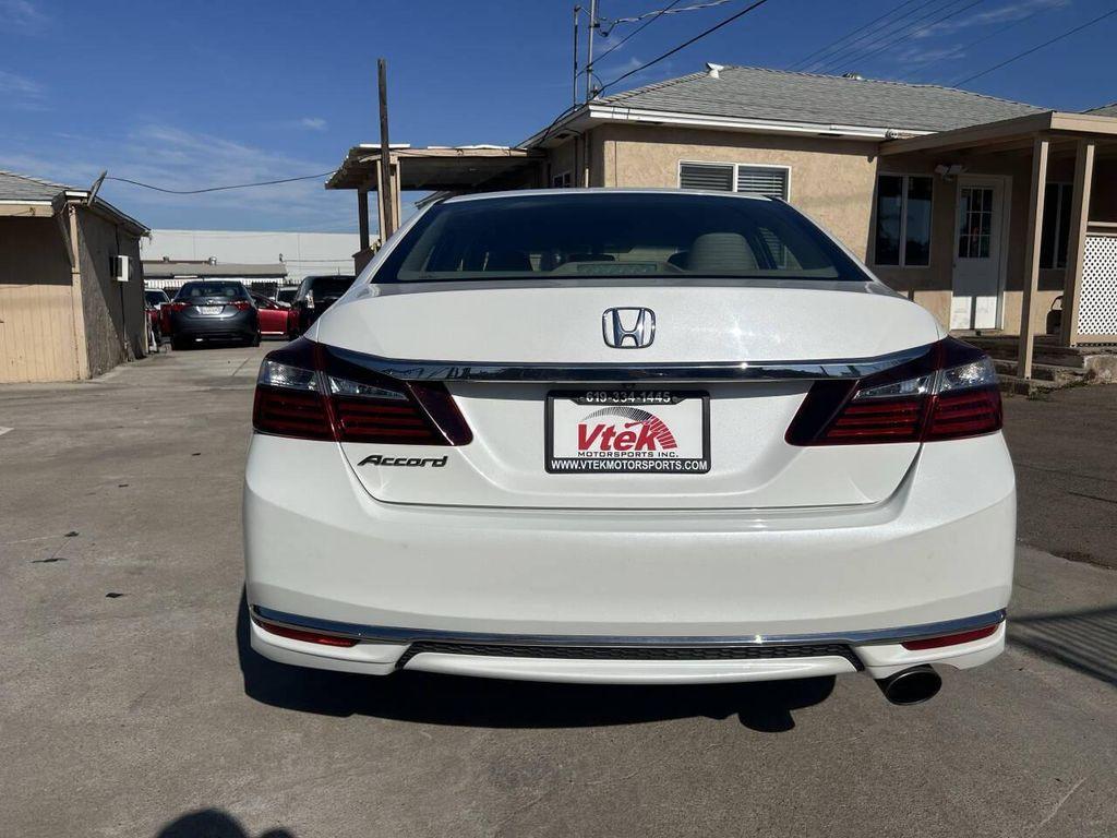 2016 White Honda Accord