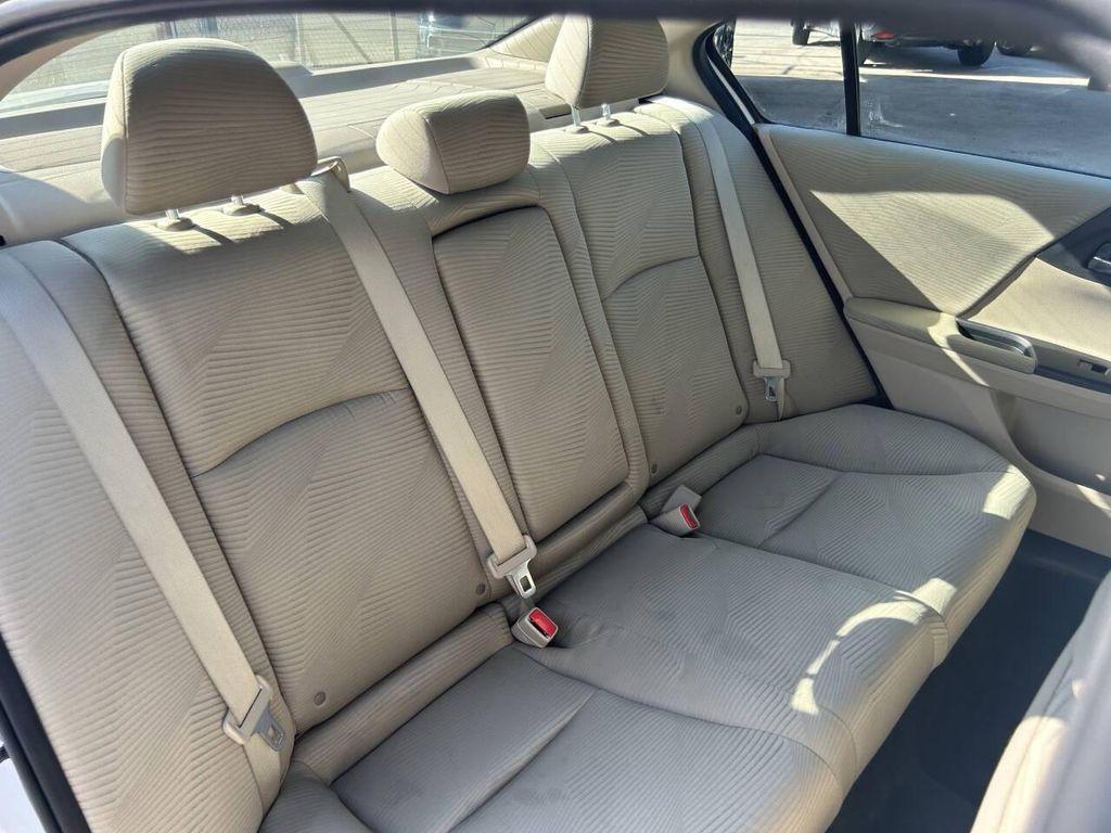 2016 White Honda Accord