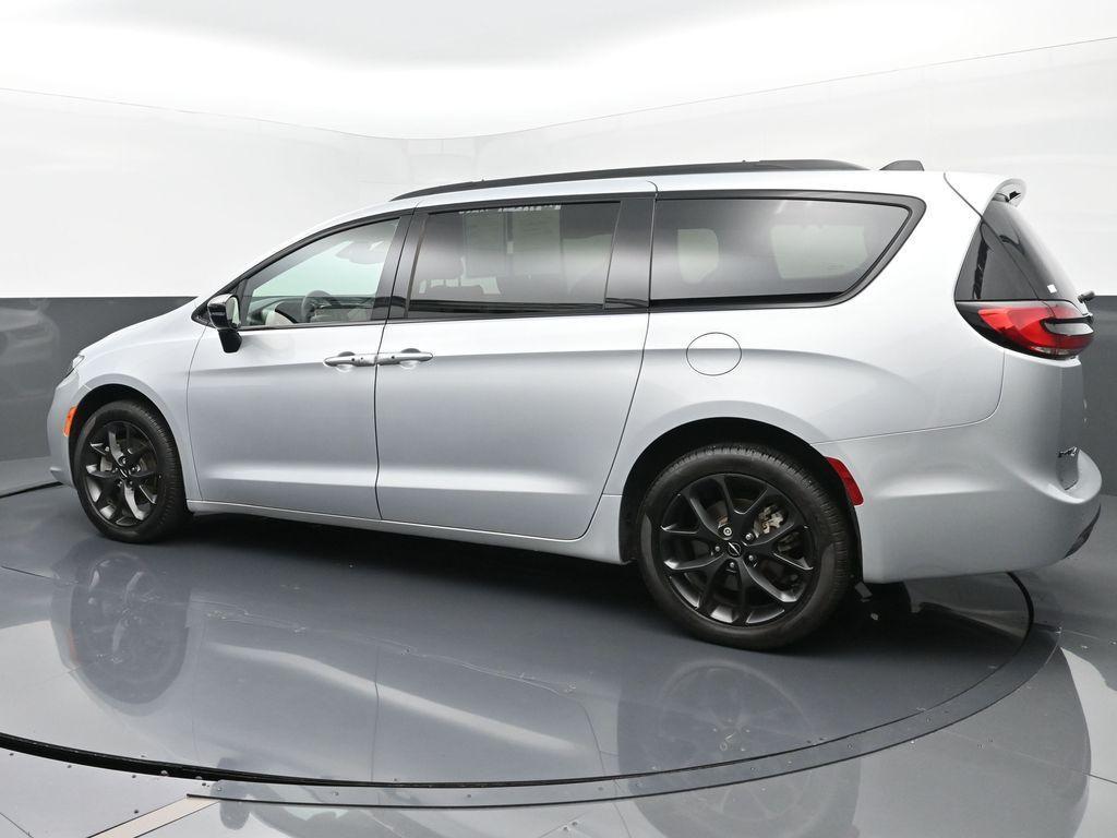 used 2023 Chrysler Pacifica car, priced at $38,999
