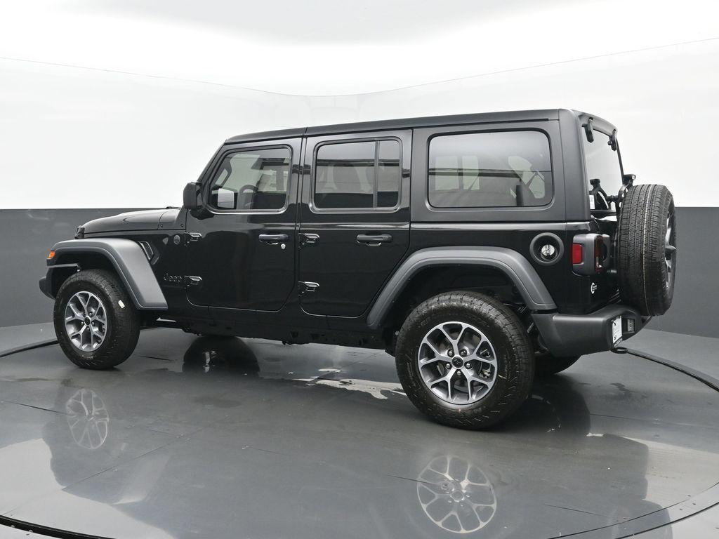 new 2025 Jeep Wrangler car, priced at $41,370