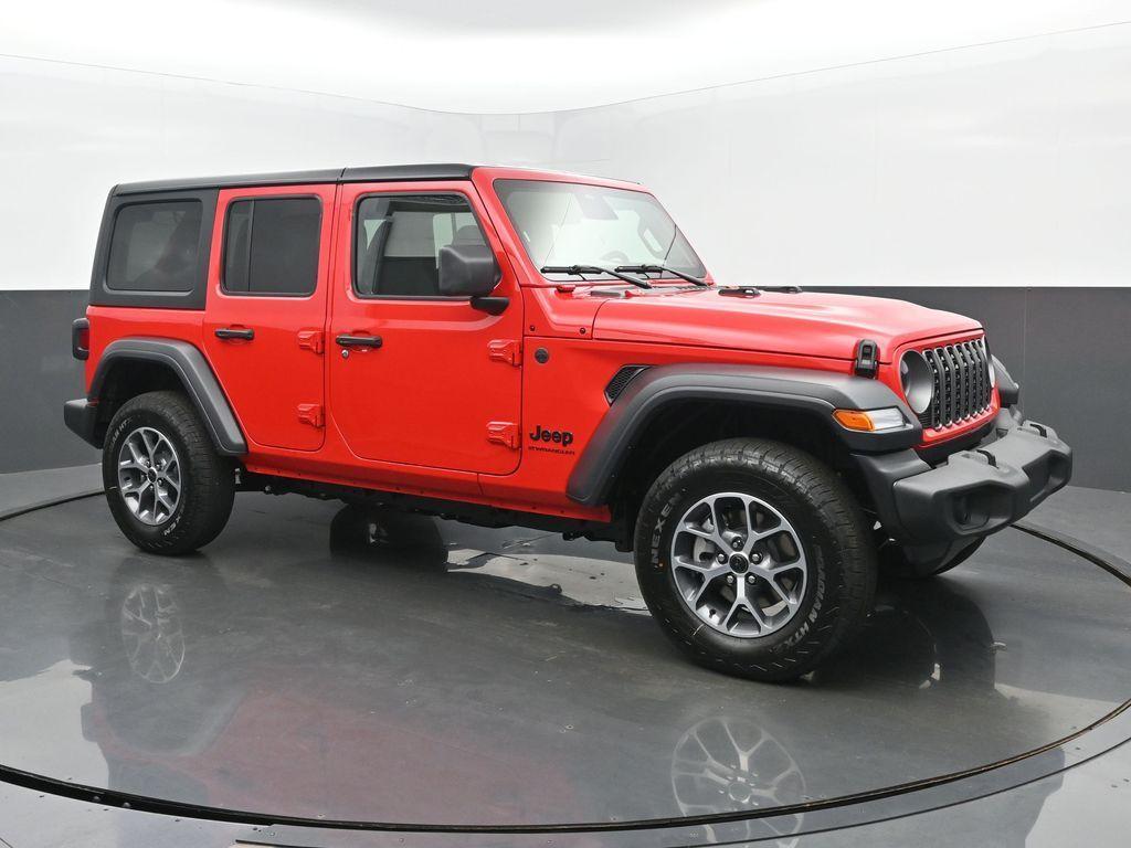 new 2025 Jeep Wrangler car, priced at $43,260