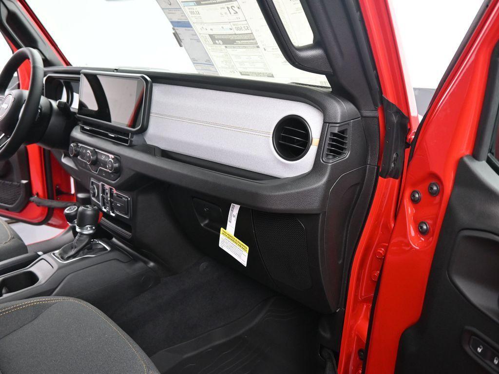 new 2025 Jeep Wrangler car, priced at $43,260