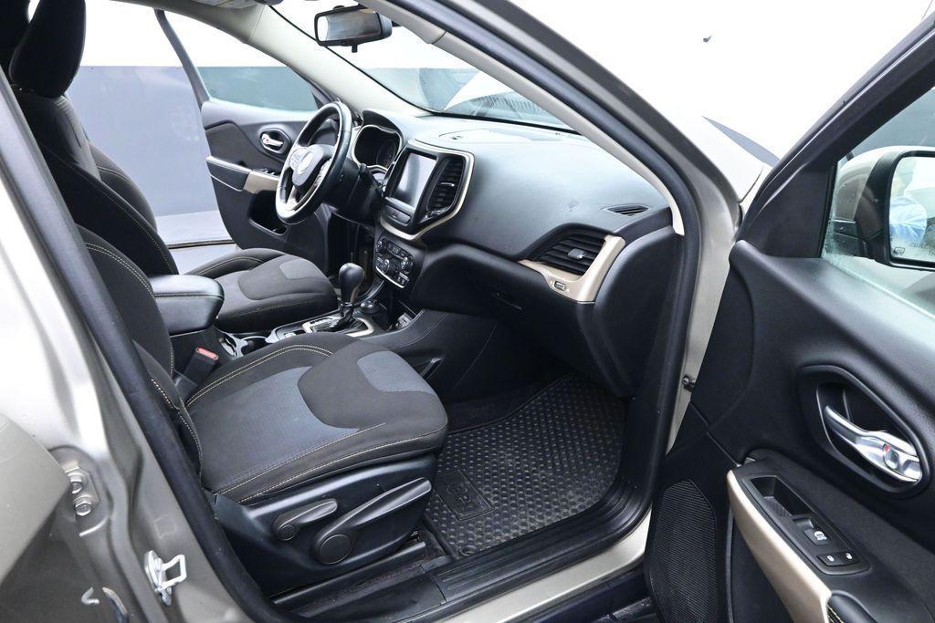 used 2017 Jeep Cherokee car, priced at $9,500