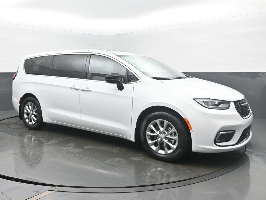 new 2026 Chrysler Pacifica car, priced at $50,267