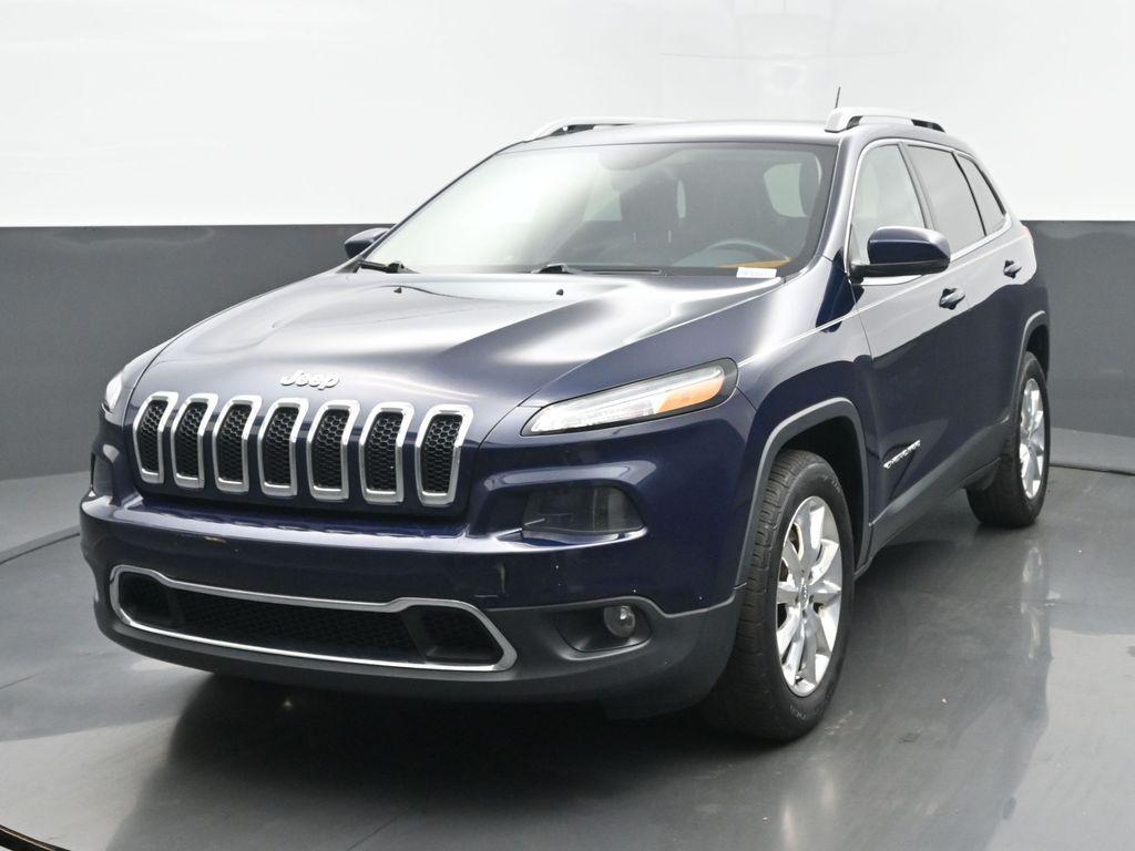 used 2015 Jeep Cherokee car, priced at $10,900
