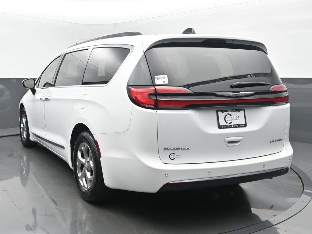 used 2023 Chrysler Pacifica car, priced at $26,999
