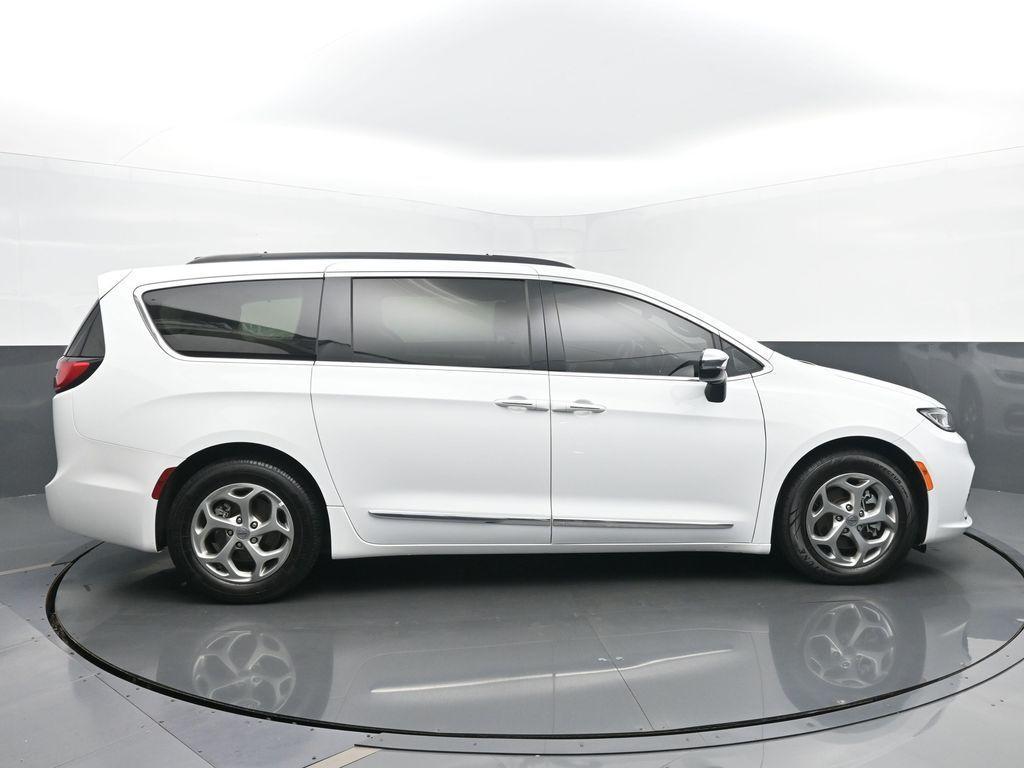 used 2023 Chrysler Pacifica car, priced at $26,999