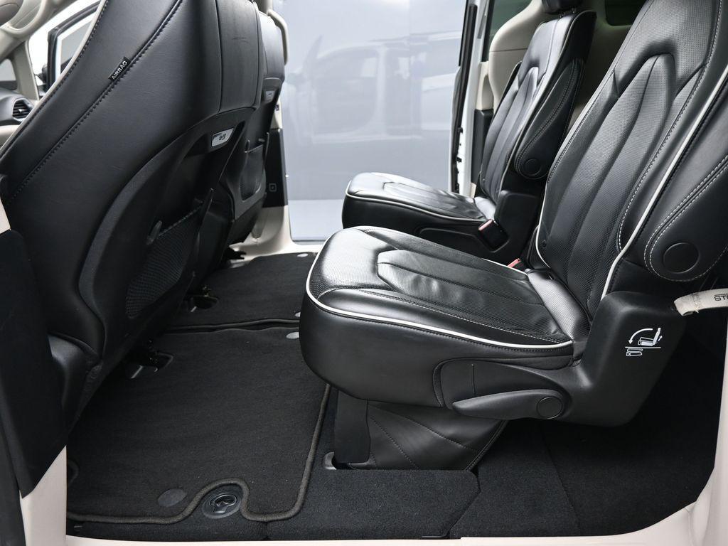 used 2023 Chrysler Pacifica car, priced at $26,999