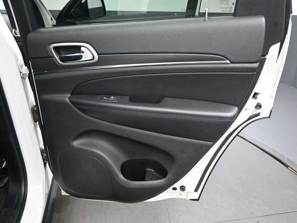 used 2018 Jeep Grand Cherokee car, priced at $18,999