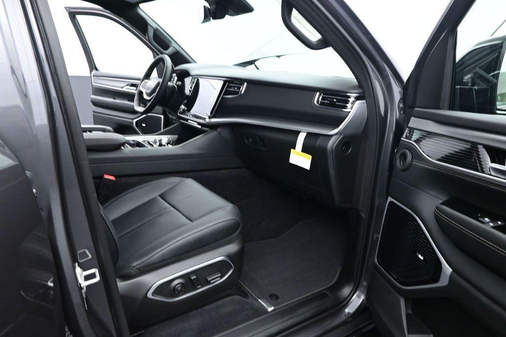 new 2026 Jeep Grand Wagoneer car, priced at $81,109
