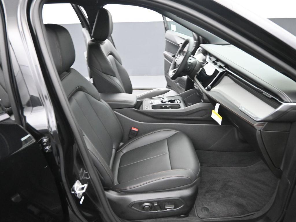 new 2026 Jeep Cherokee car, priced at $44,388