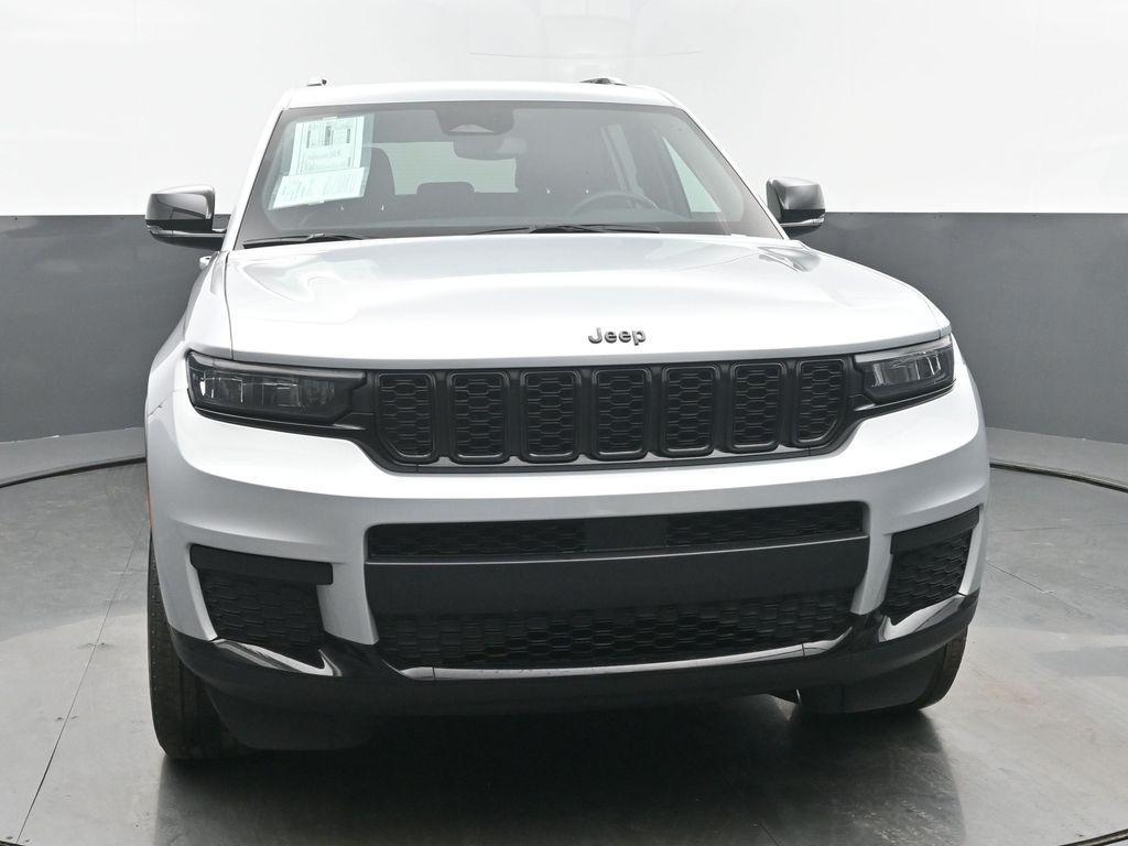 used 2024 Jeep Grand Cherokee L car, priced at $29,999
