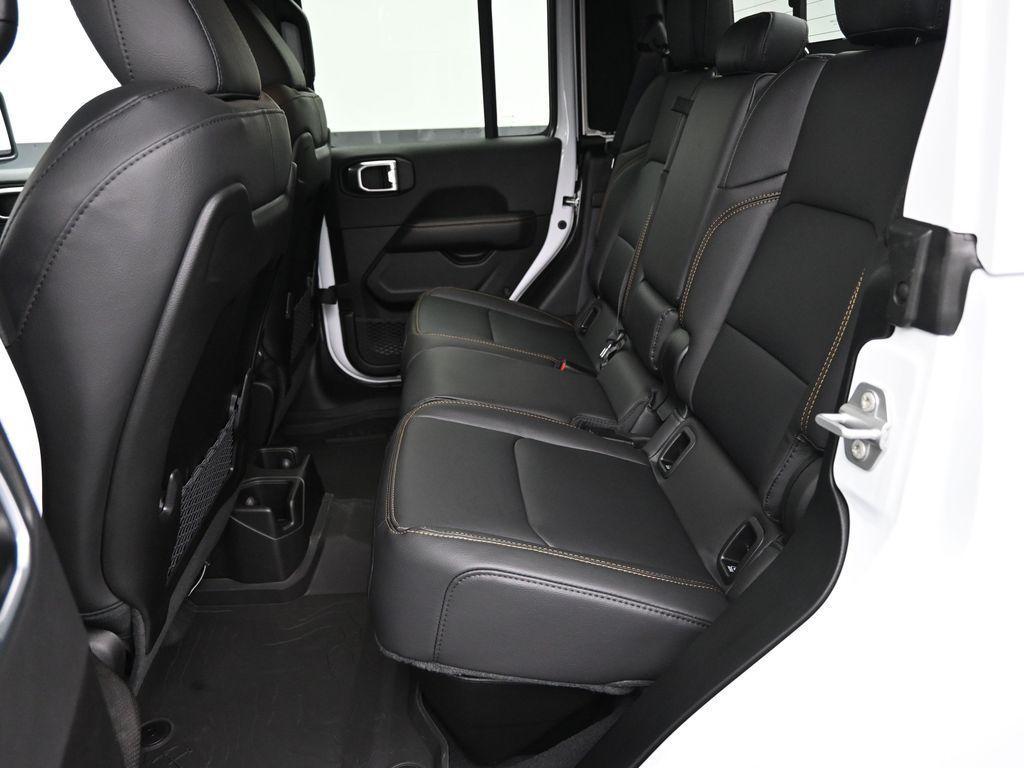 new 2026 Jeep Gladiator car, priced at $49,440