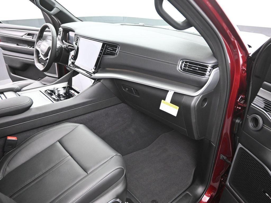 new 2026 Jeep Grand Wagoneer car, priced at $69,711