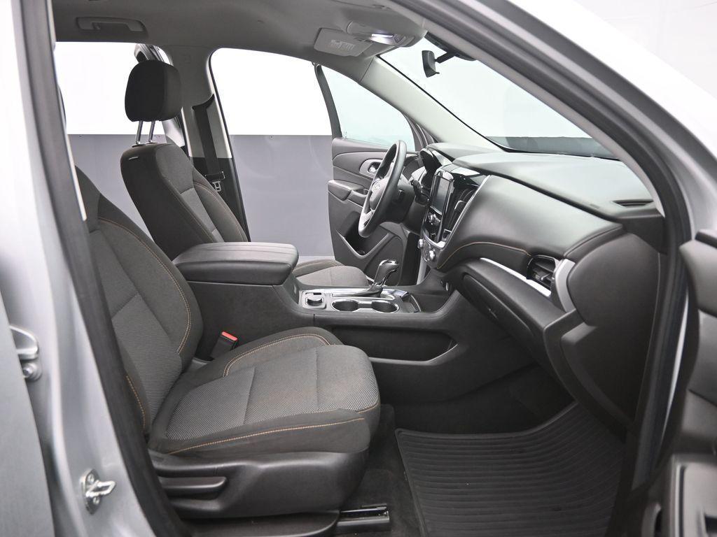 used 2018 Chevrolet Traverse car, priced at $16,999