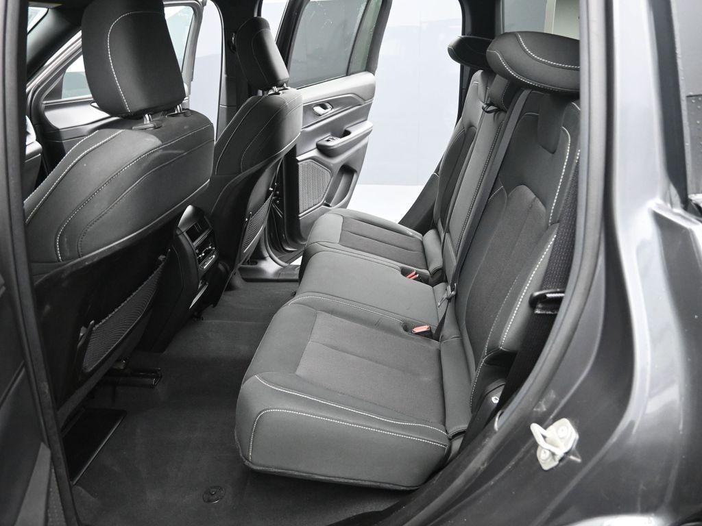 used 2024 Jeep Grand Cherokee car, priced at $28,999