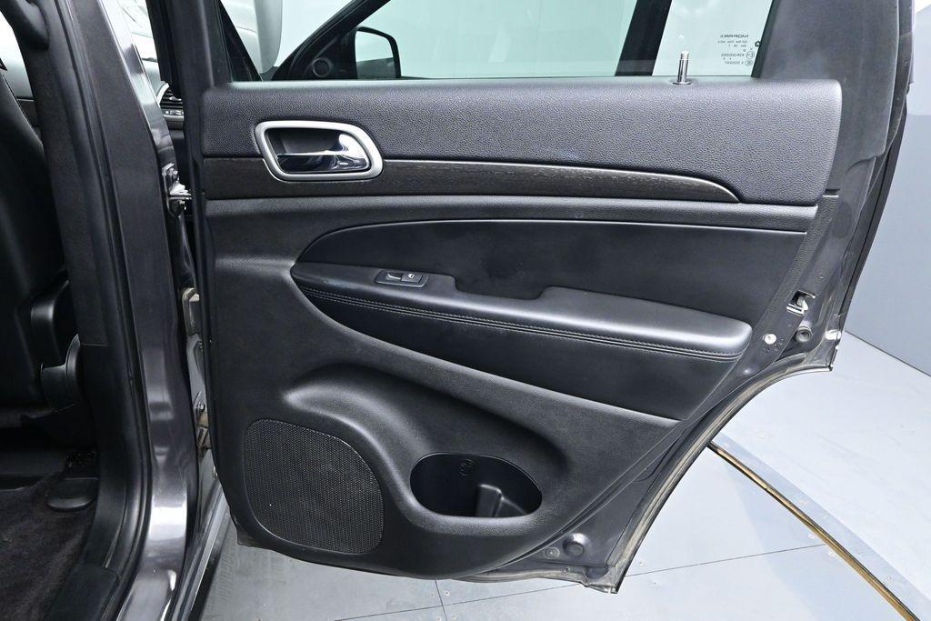 used 2018 Jeep Grand Cherokee car, priced at $18,992