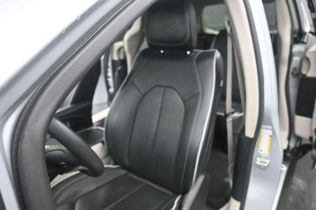 used 2023 Chrysler Pacifica car, priced at $29,499