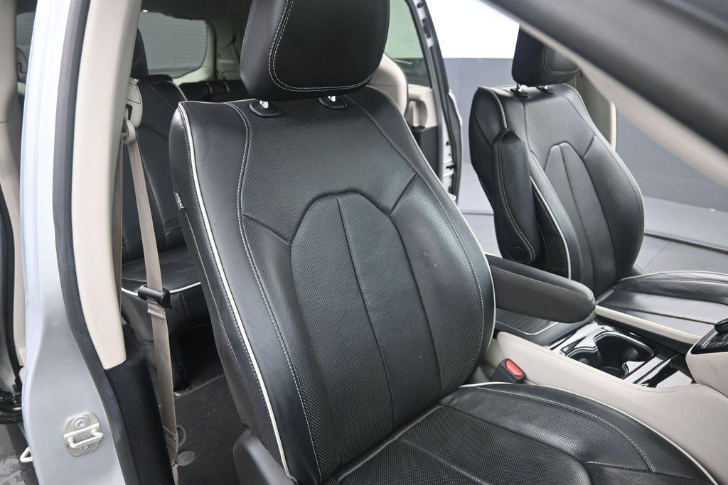 used 2023 Chrysler Pacifica car, priced at $29,499