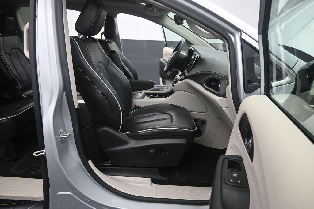 used 2023 Chrysler Pacifica car, priced at $29,499